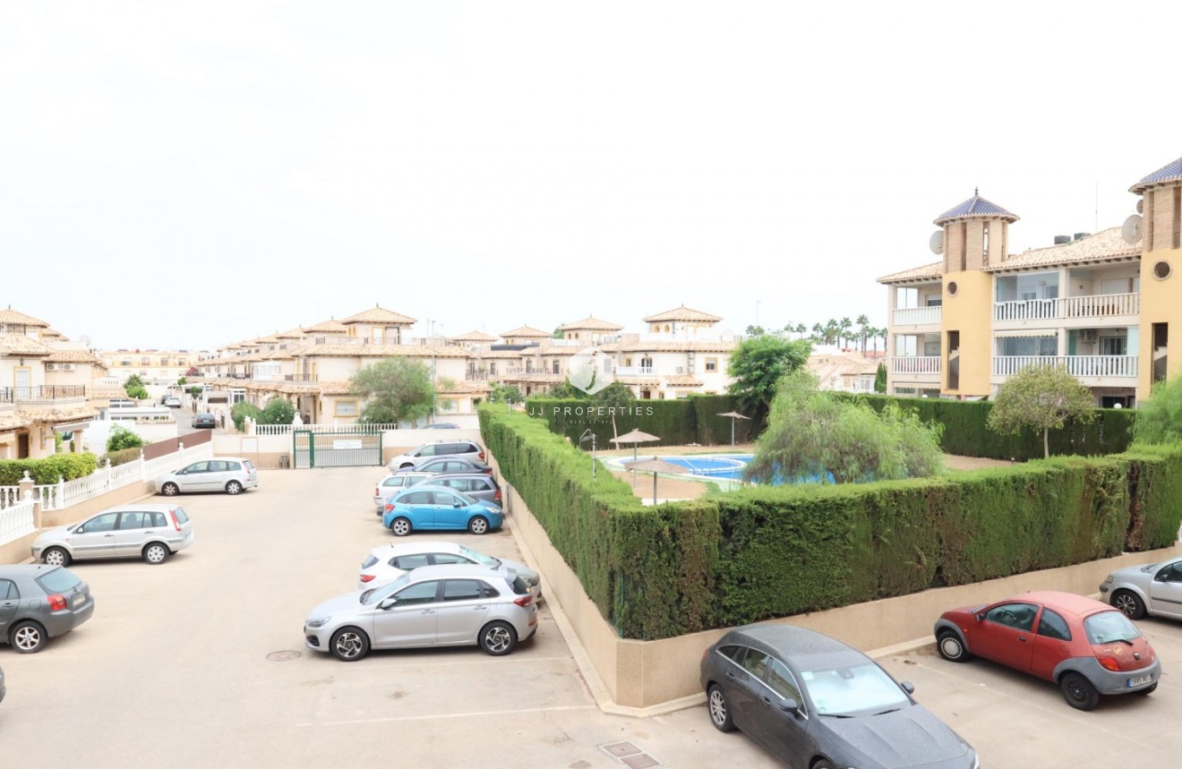 Aus zweiter Hand - Wohnung -
Orihuela Costa - Costa Blanca