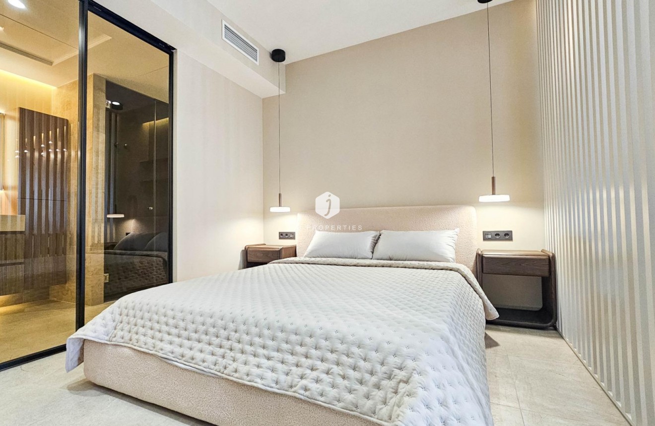 D'occasion - Appartement -
Torrevieja - Playa de los Locos