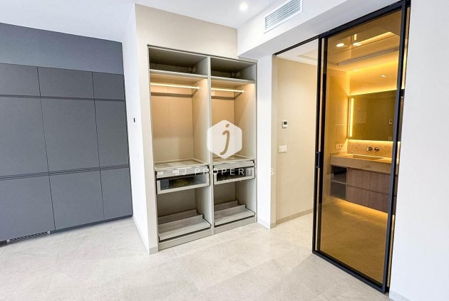 D'occasion - Appartement -
Torrevieja - Playa de los Locos