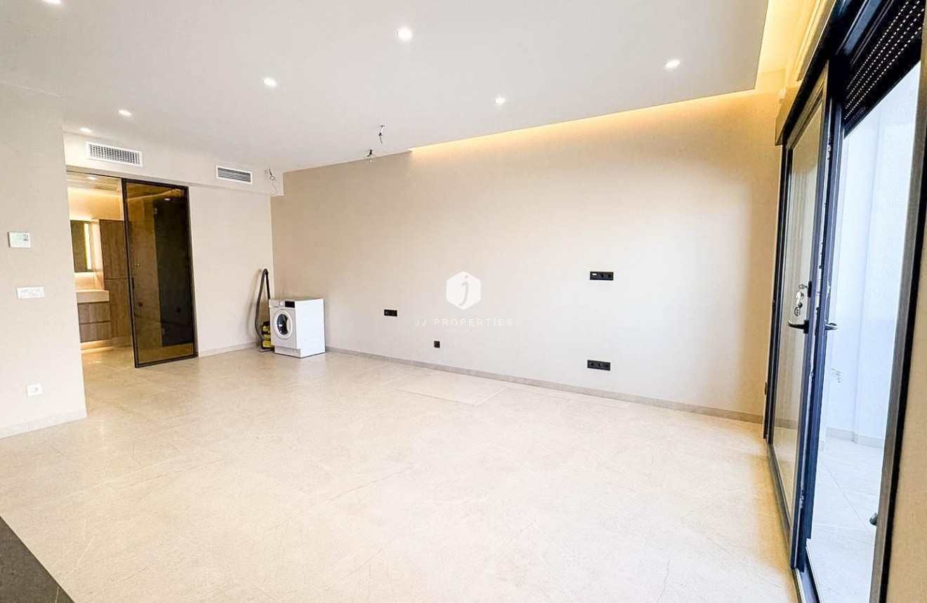 D'occasion - Appartement -
Torrevieja - Playa de los Locos