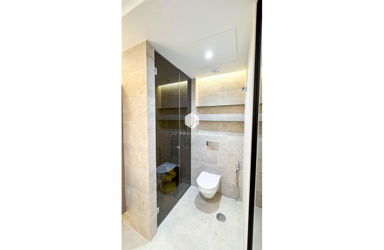 D'occasion - Appartement -
Torrevieja - Playa de los Locos