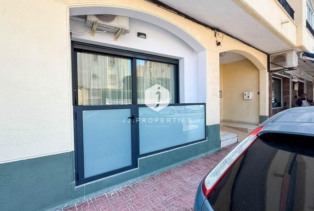 D'occasion - Appartement -
Torrevieja - Playa de los Locos