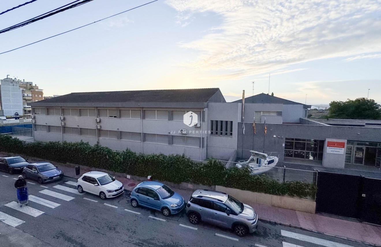 Aus zweiter Hand - Wohnung -
Torrevieja - PARQUE DE LAS NACIONES