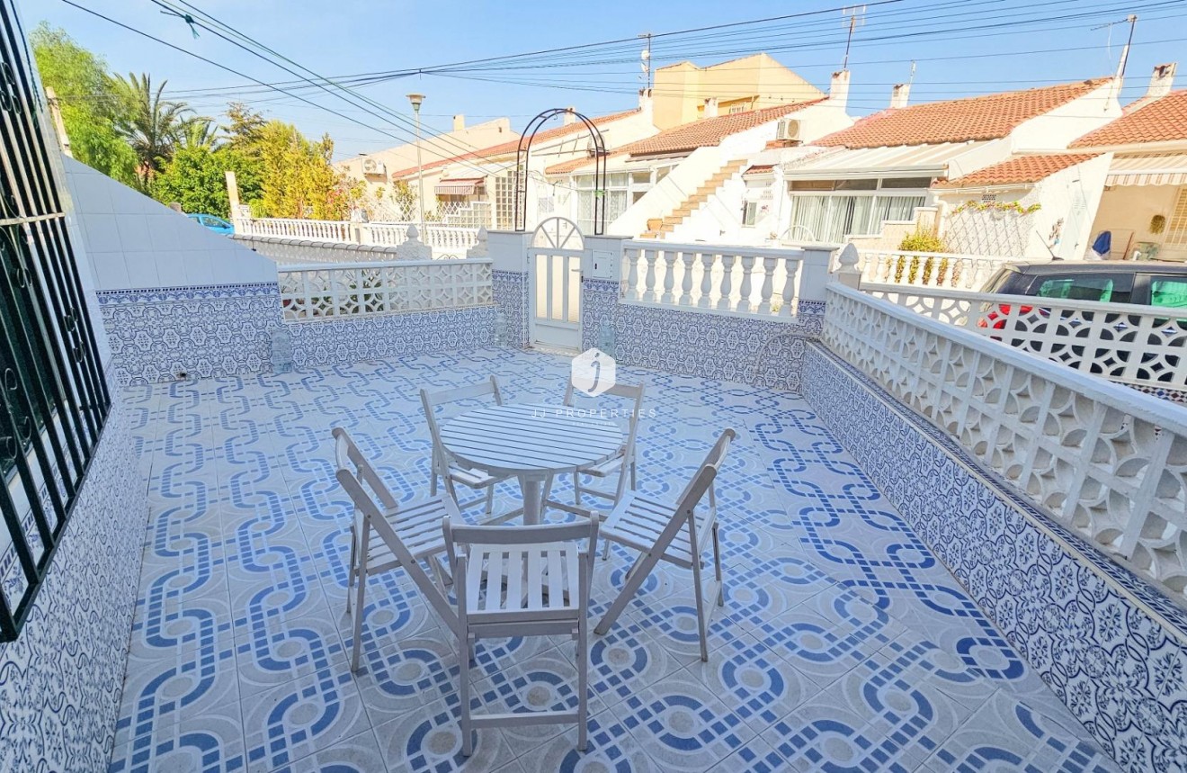 D'occasion - Bungalow -
Torrevieja - Torretas