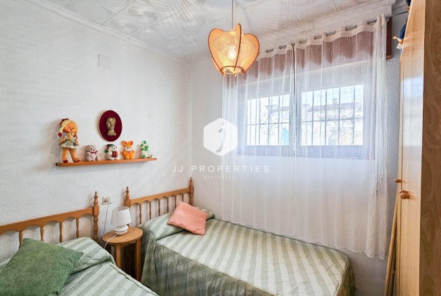 D'occasion - Bungalow -
Torrevieja - Torretas
