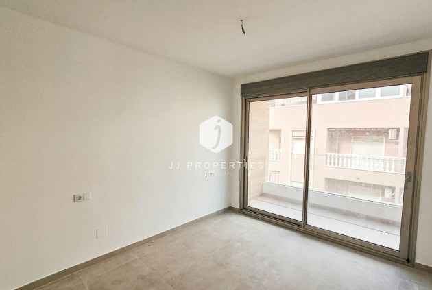 Aus zweiter Hand - Wohnung -
Torrevieja - Playa del Cura