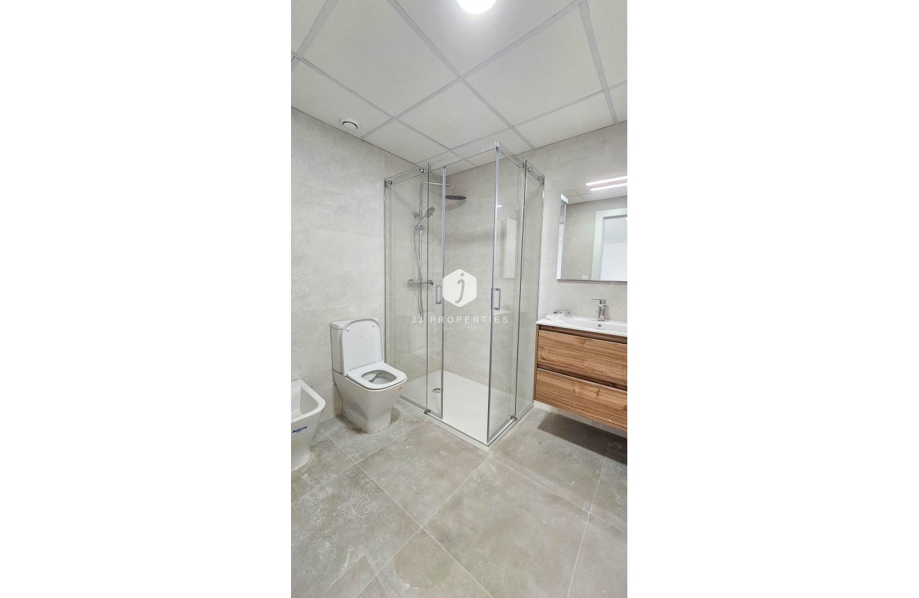 Aus zweiter Hand - Wohnung -
Torrevieja - Playa del Cura