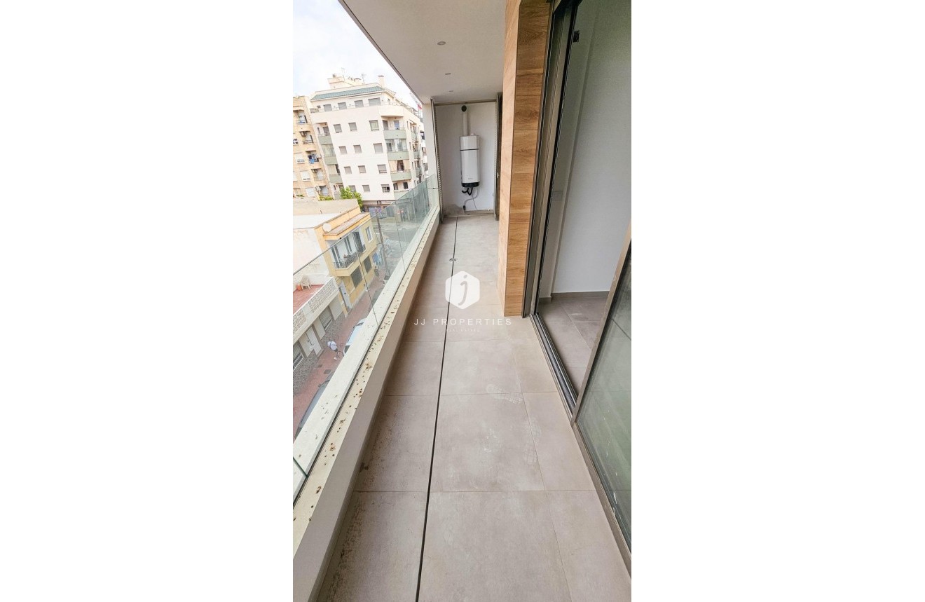 Aus zweiter Hand - Wohnung -
Torrevieja - Playa del Cura