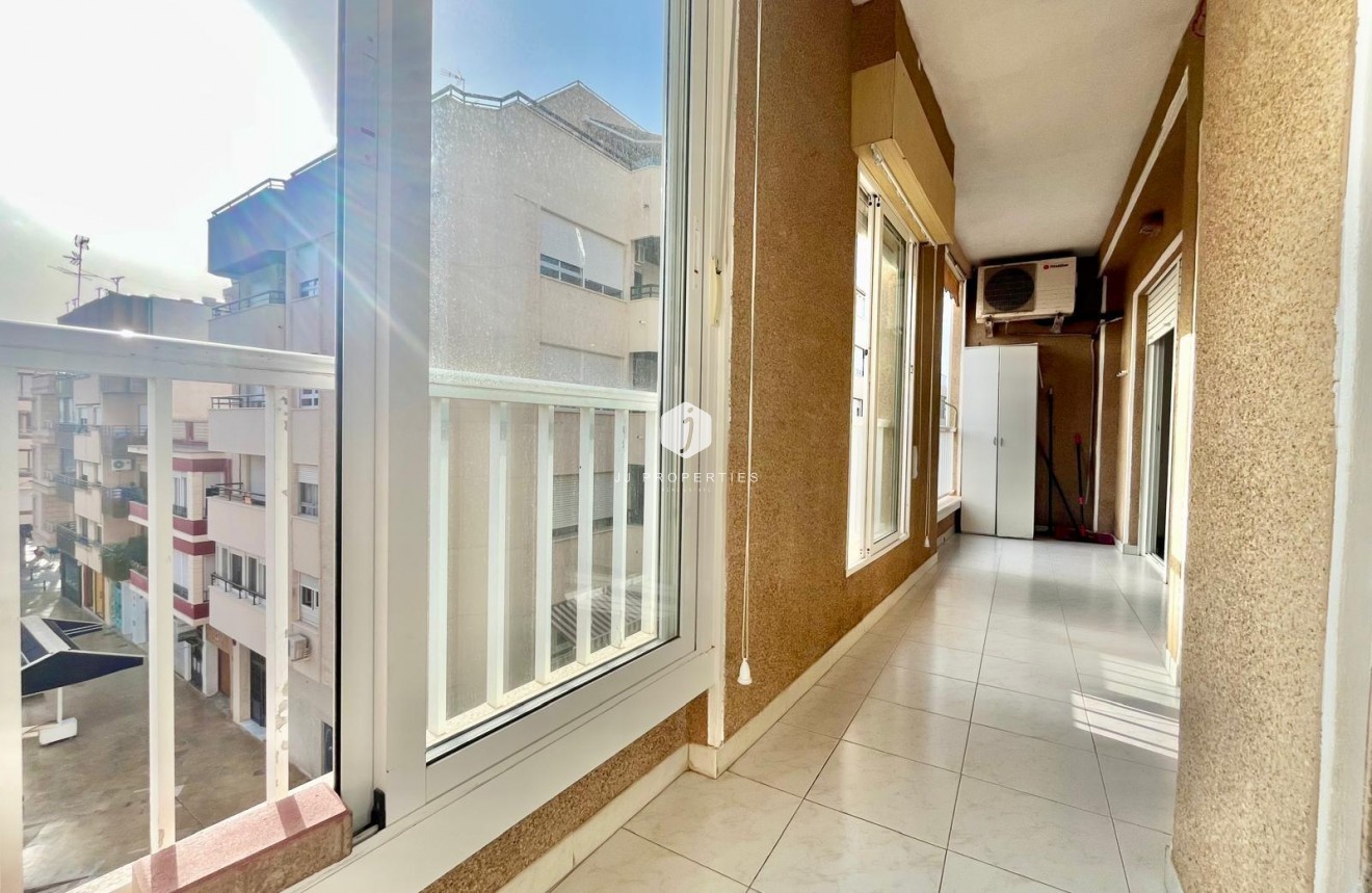 D'occasion - Appartement -
Torrevieja