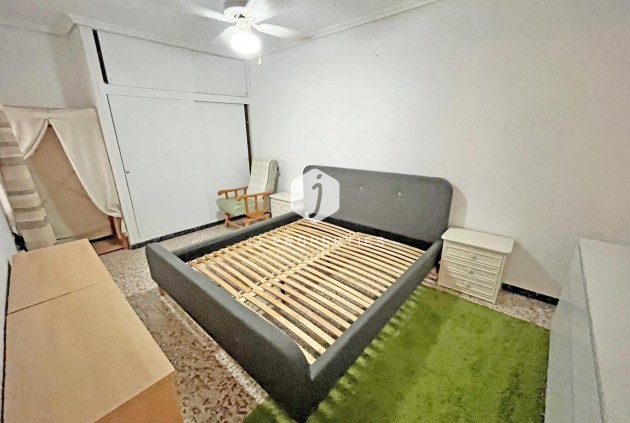 D'occasion - Appartement -
Guardamar del Segura - Centro