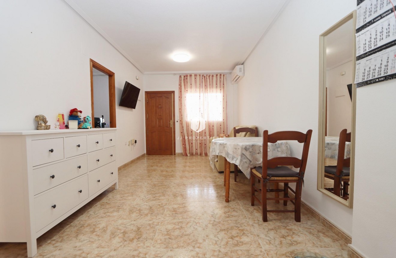 Aus zweiter Hand - Wohnung -
Orihuela Costa - Costa Blanca