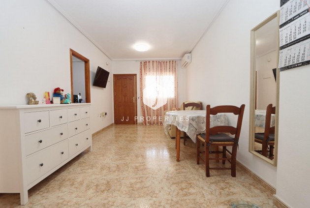 Aus zweiter Hand - Wohnung -
Orihuela Costa - Costa Blanca