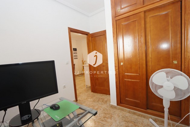 Aus zweiter Hand - Wohnung -
Orihuela Costa - Costa Blanca