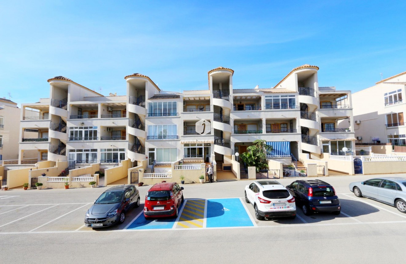 Aus zweiter Hand - Wohnung -
Orihuela Costa - Costa Blanca