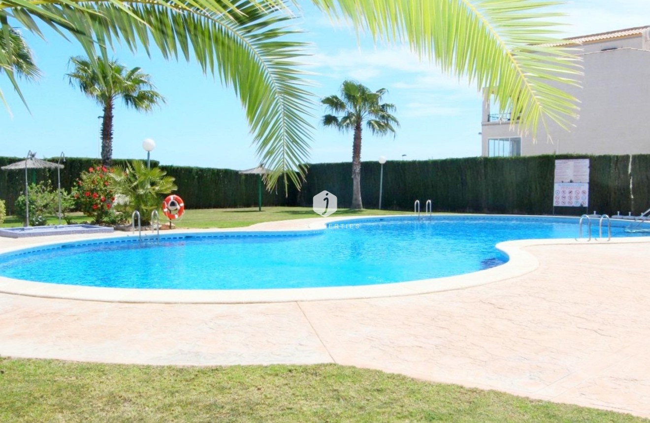 Aus zweiter Hand - Wohnung -
Orihuela Costa - Costa Blanca