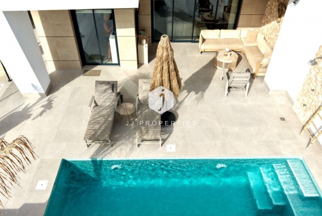 Z drugiej ręki - Villa -
Dolores - Costa Blanca