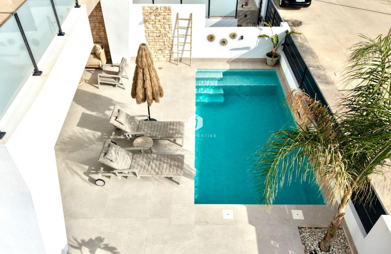Z drugiej ręki - Villa -
Dolores - Costa Blanca