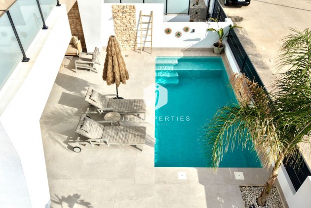 Z drugiej ręki - Villa -
Dolores - Costa Blanca