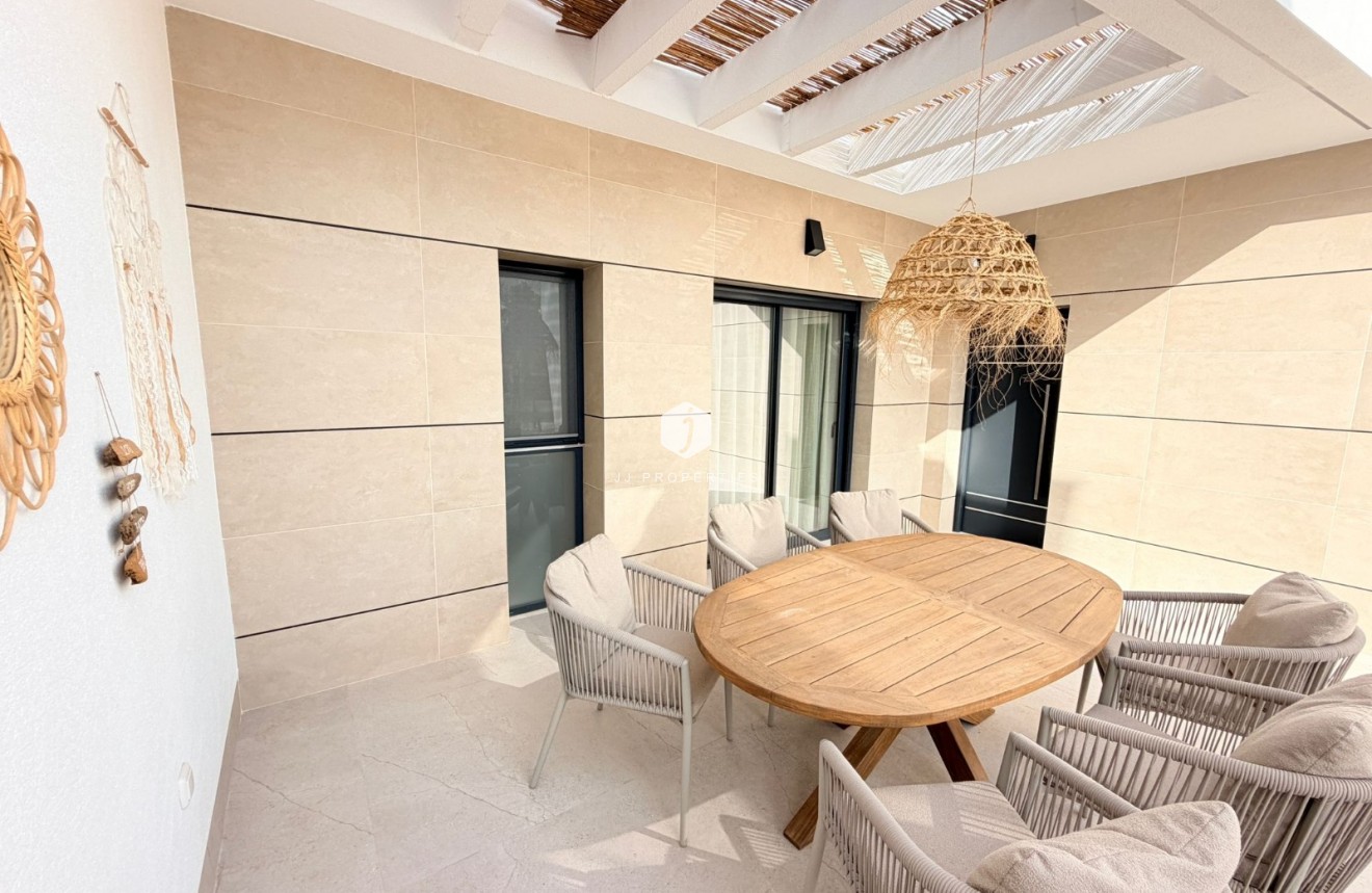 Z drugiej ręki - Villa -
Dolores - Costa Blanca
