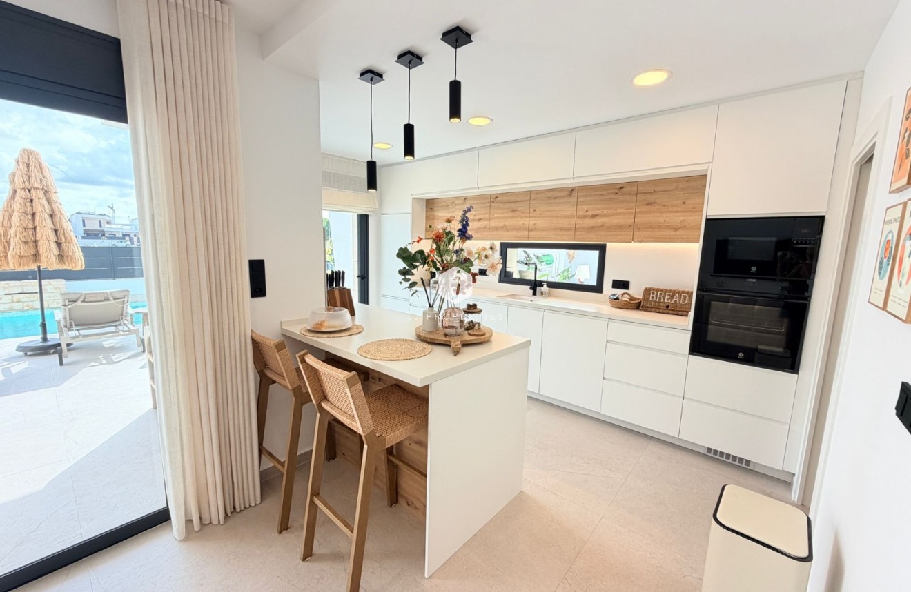 Z drugiej ręki - Villa -
Dolores - Costa Blanca