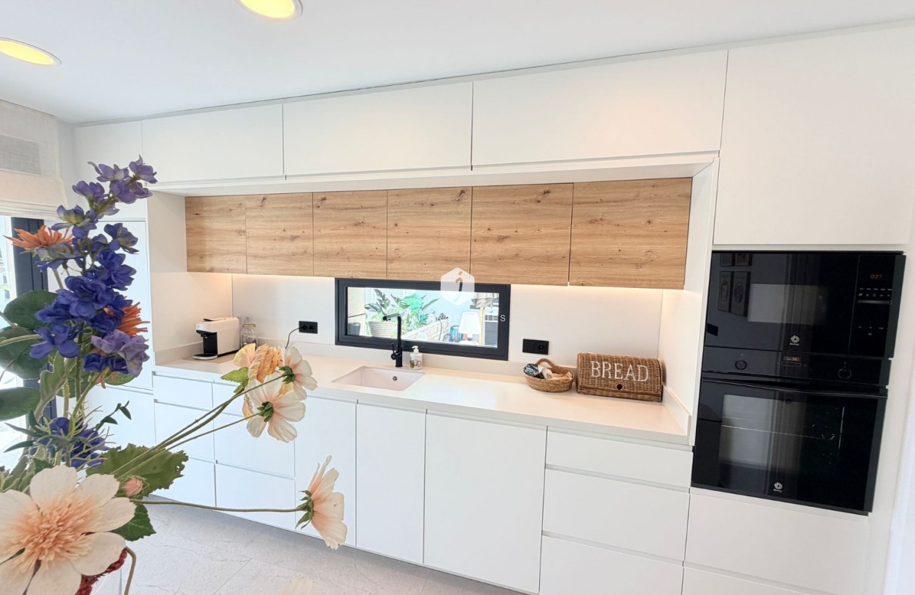 Z drugiej ręki - Villa -
Dolores - Costa Blanca