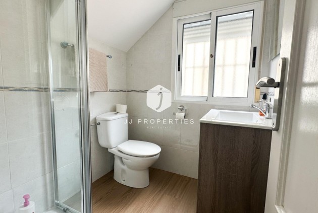 D'occasion - Duplex -
San Miguel de Salinas - Las Filipinas