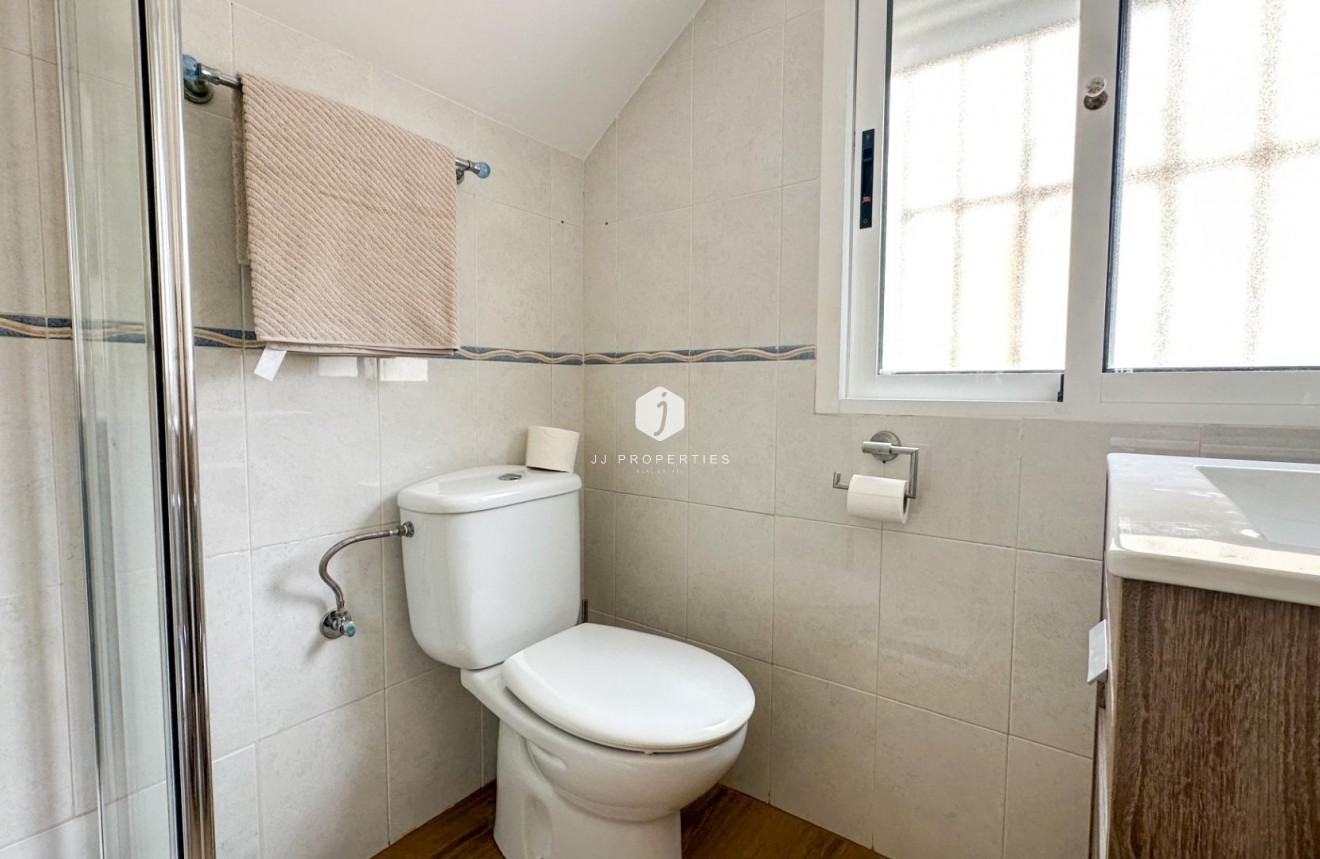 D'occasion - Duplex -
San Miguel de Salinas - Las Filipinas