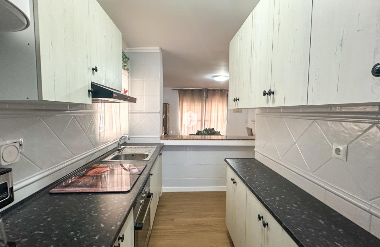 D'occasion - Duplex -
San Miguel de Salinas - Las Filipinas