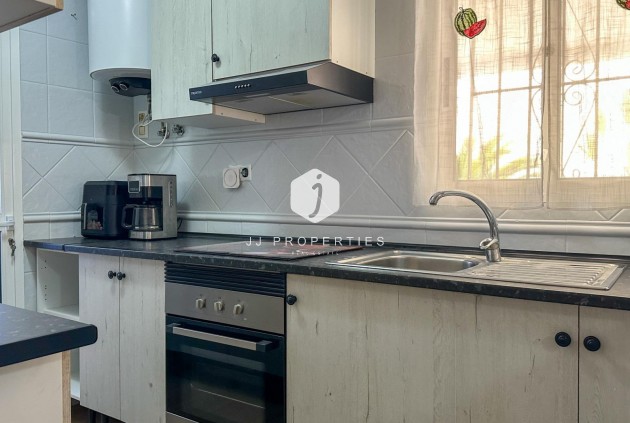 D'occasion - Duplex -
San Miguel de Salinas - Las Filipinas