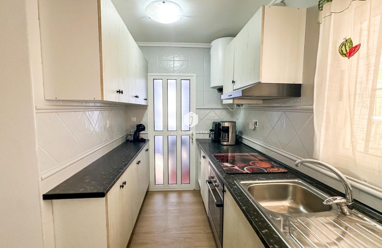 D'occasion - Duplex -
San Miguel de Salinas - Las Filipinas