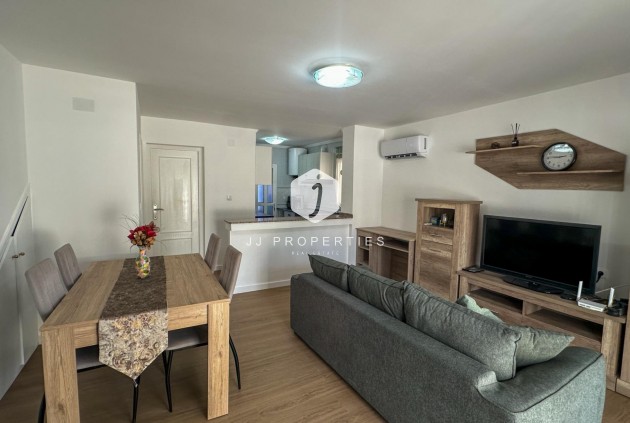 D'occasion - Duplex -
San Miguel de Salinas - Las Filipinas