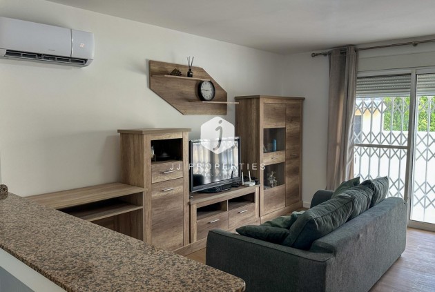 D'occasion - Duplex -
San Miguel de Salinas - Las Filipinas
