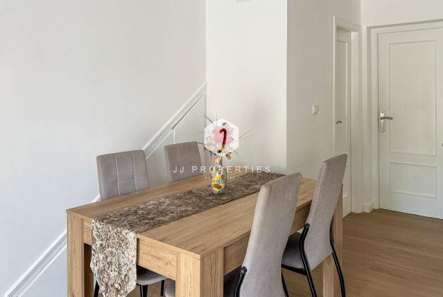 D'occasion - Duplex -
San Miguel de Salinas - Las Filipinas