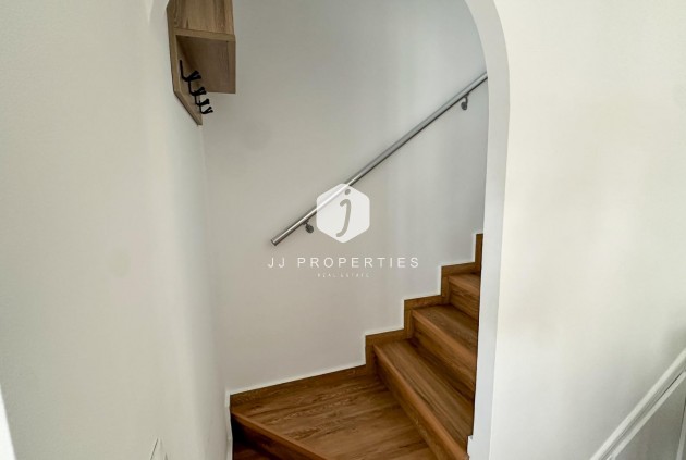 D'occasion - Duplex -
San Miguel de Salinas - Las Filipinas