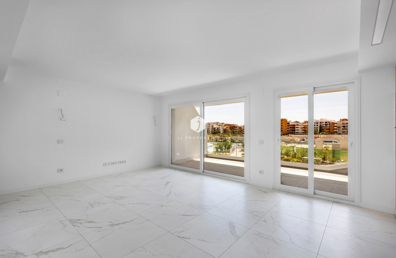 Resale - Apartment / flat -
Torrevieja - Costa Blanca