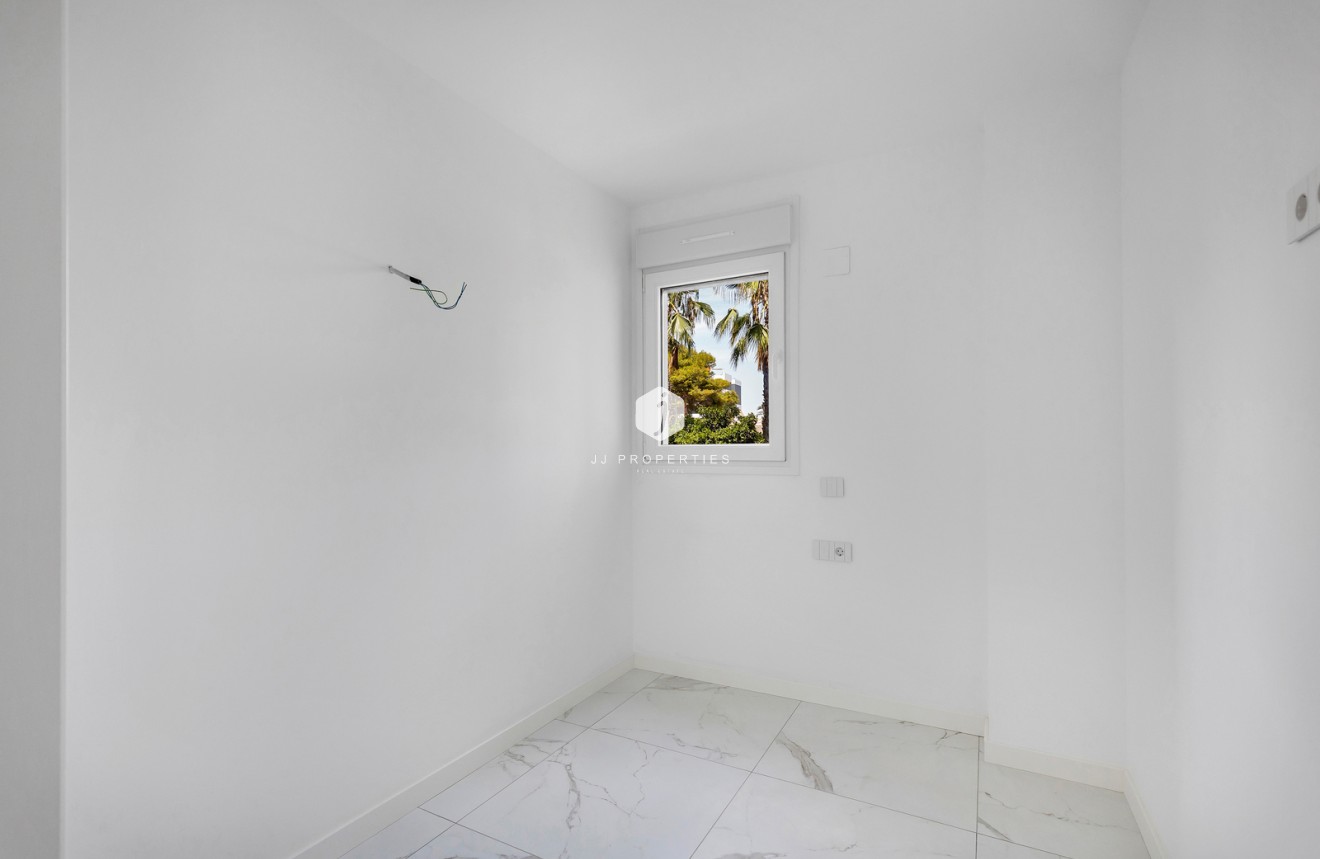 Resale - Apartment / flat -
Torrevieja - Costa Blanca