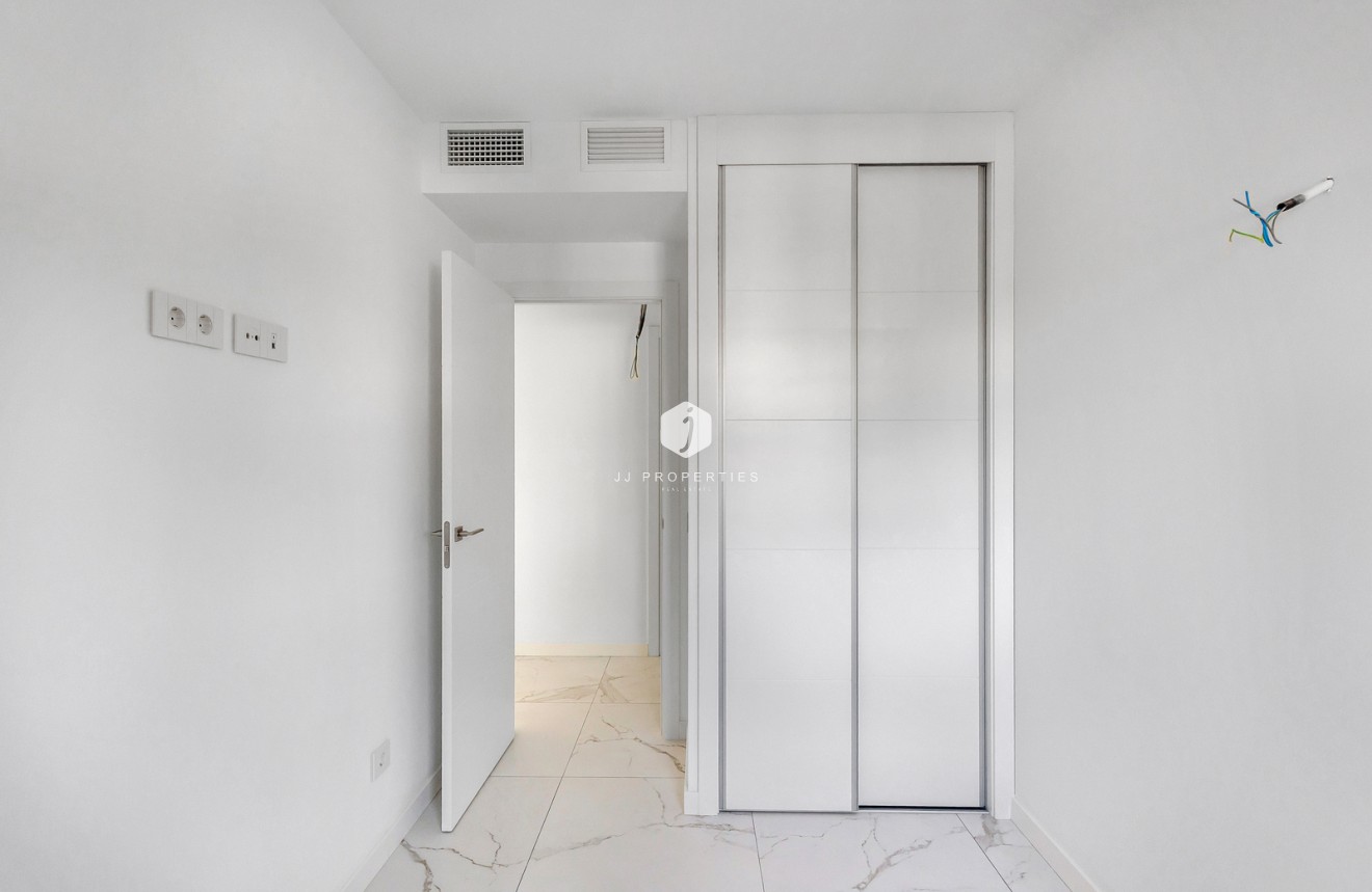 Resale - Apartment / flat -
Torrevieja - Costa Blanca