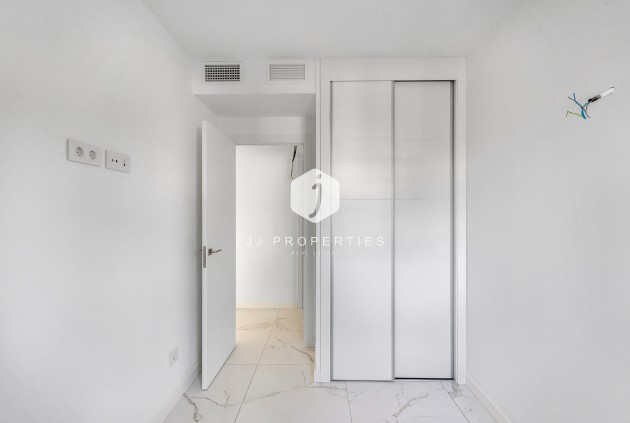 Resale - Apartment / flat -
Torrevieja - Costa Blanca