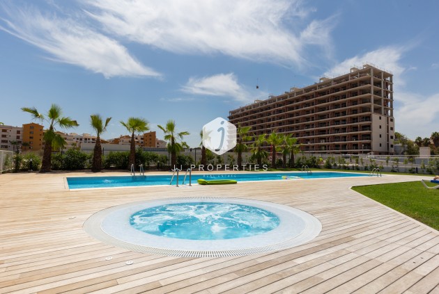 Resale - Apartment / flat -
Torrevieja - Costa Blanca