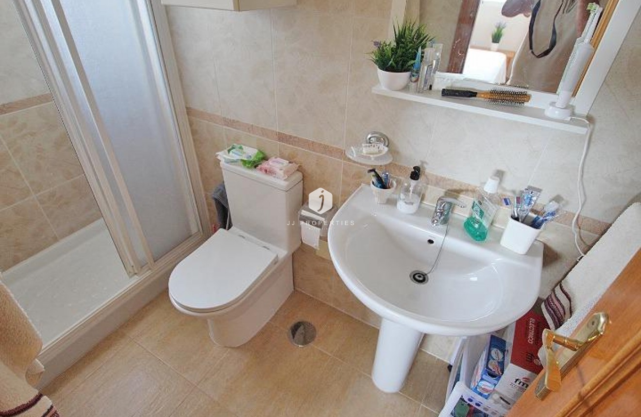 D'occasion - Appartement -
Guardamar del Segura - Avenida del Puerto
