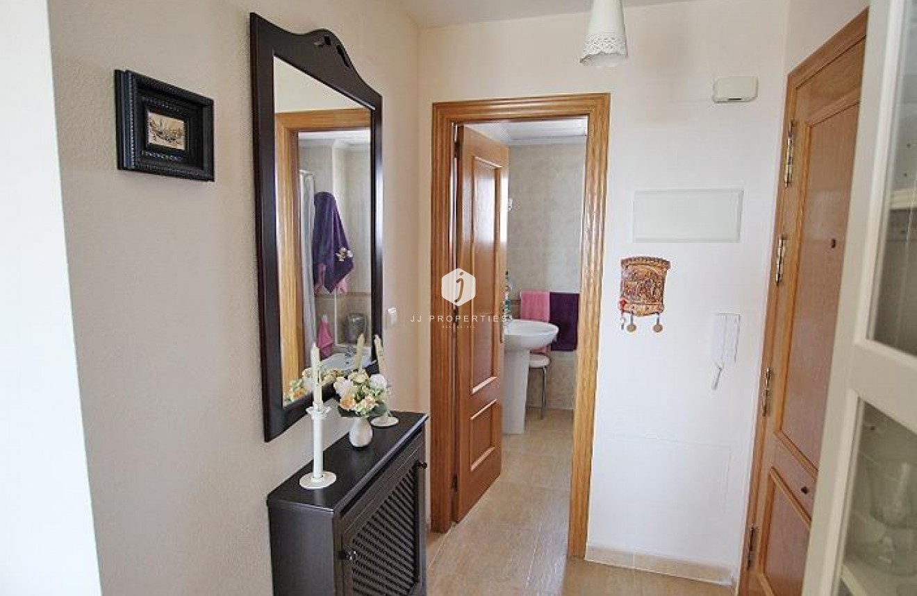 D'occasion - Appartement -
Guardamar del Segura - Avenida del Puerto