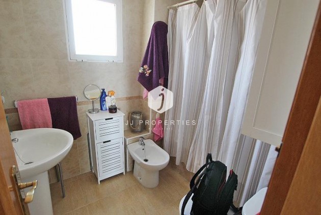 D'occasion - Appartement -
Guardamar del Segura - Avenida del Puerto