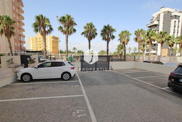 D'occasion - Appartement -
Guardamar del Segura - Avenida del Puerto