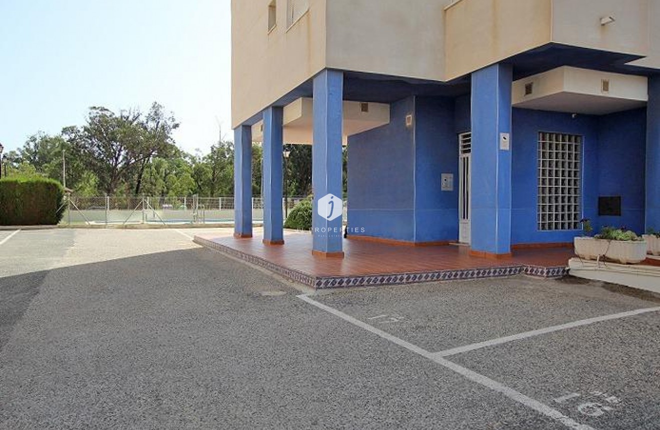 D'occasion - Appartement -
Guardamar del Segura - Avenida del Puerto