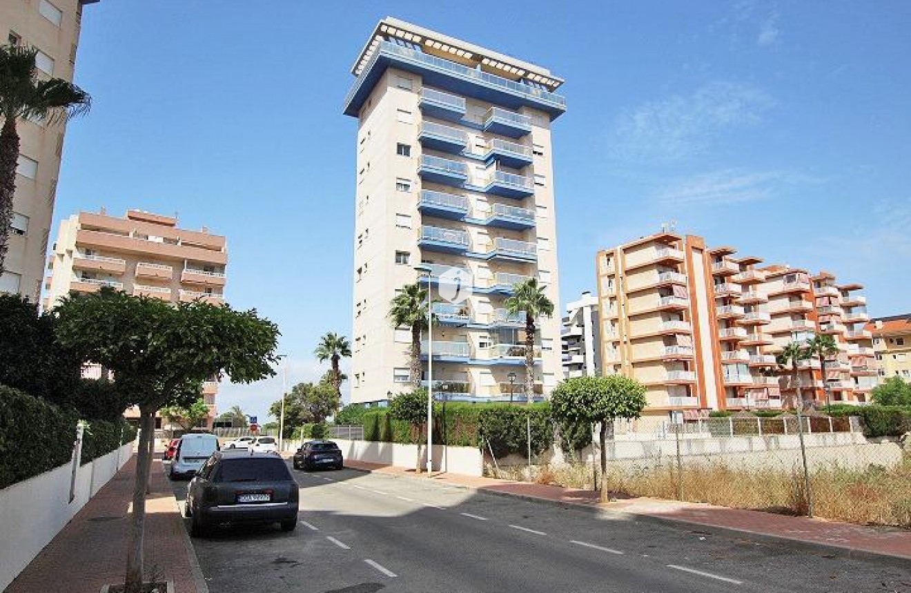 D'occasion - Appartement -
Guardamar del Segura - Avenida del Puerto
