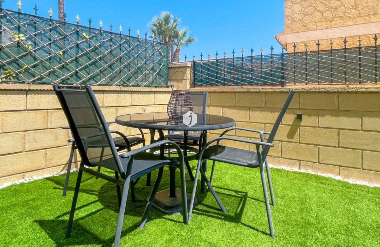 D'occasion - Chalet -
Orihuela Costa - Costa Blanca