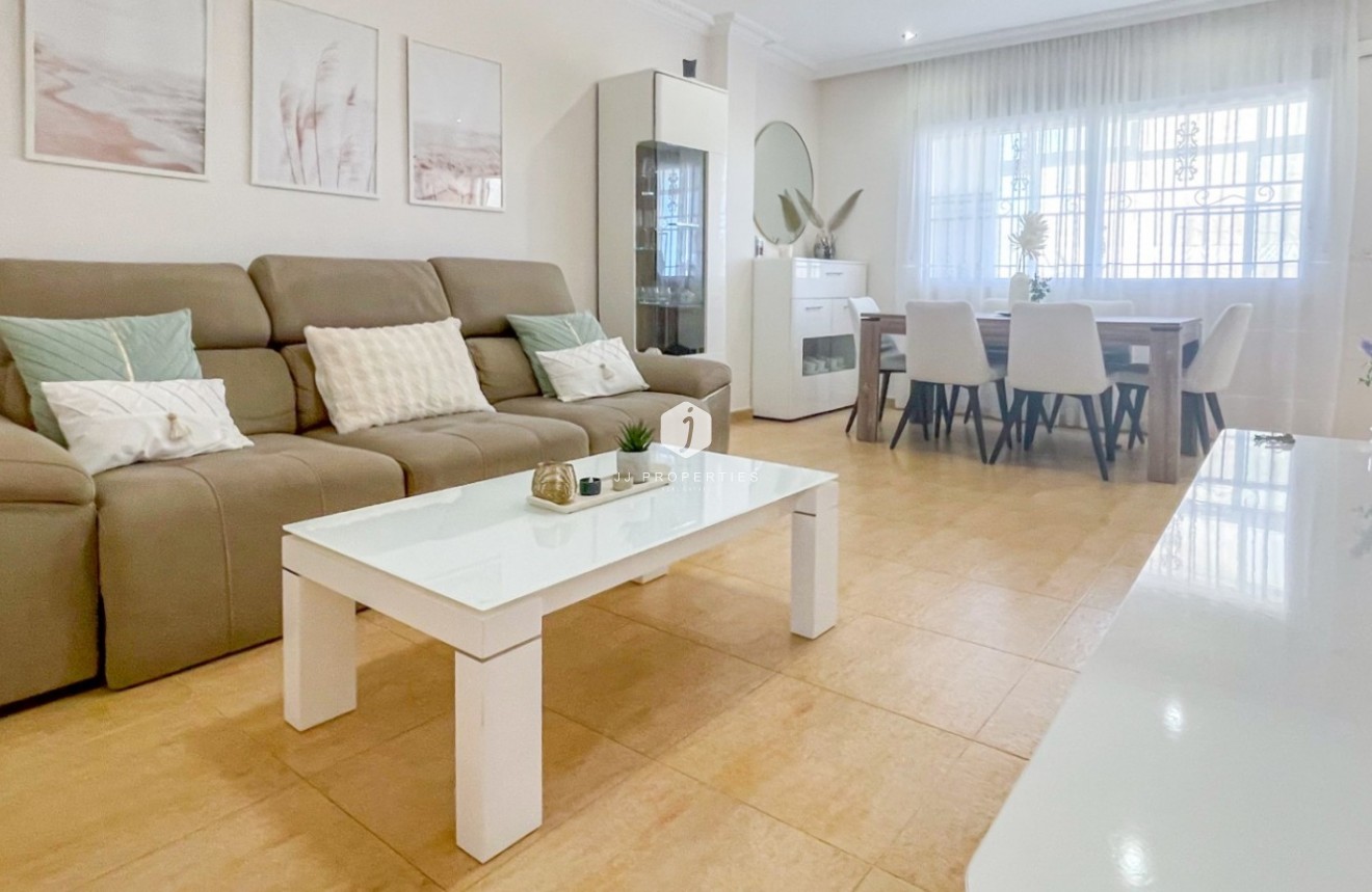 D'occasion - Chalet -
Orihuela Costa - Costa Blanca