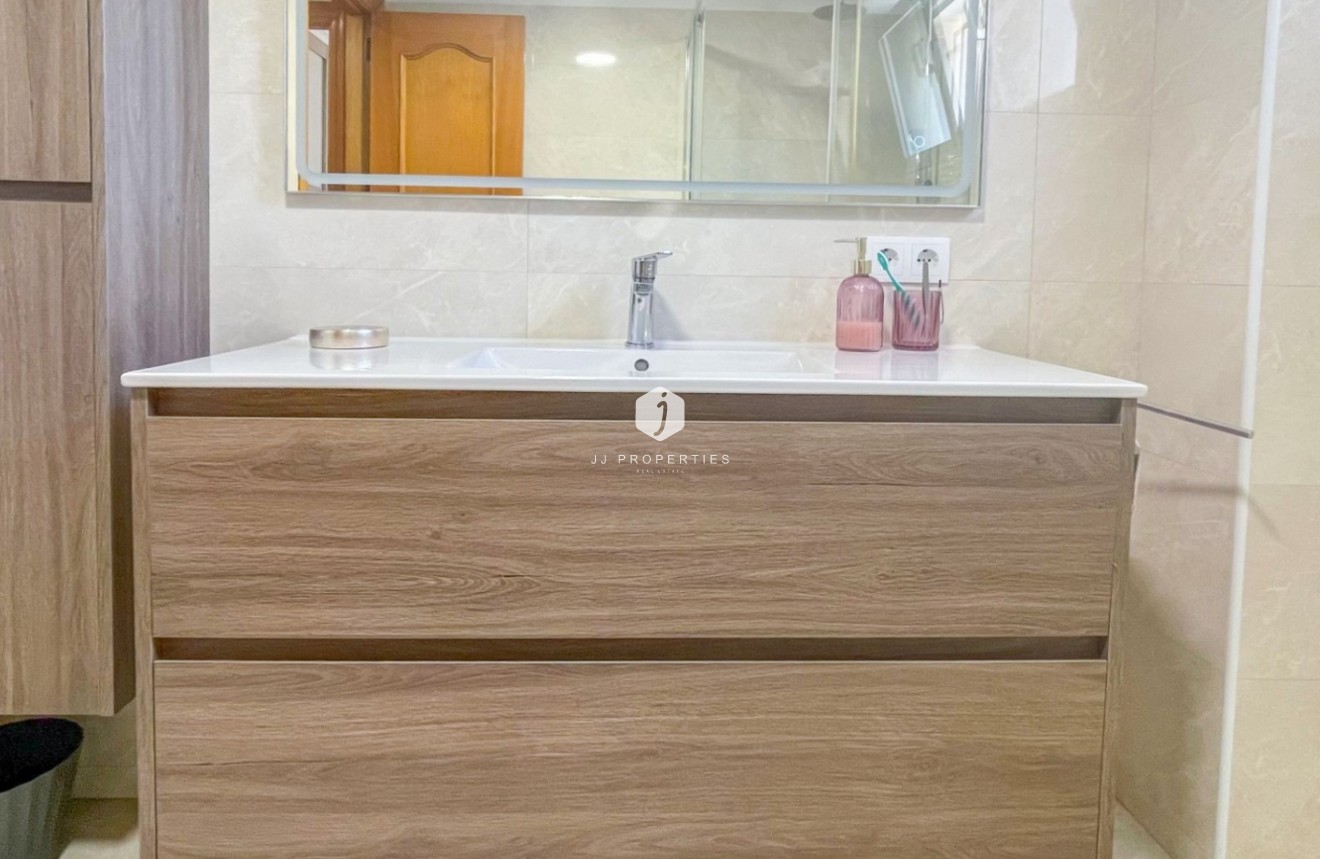 D'occasion - Chalet -
Orihuela Costa - Costa Blanca