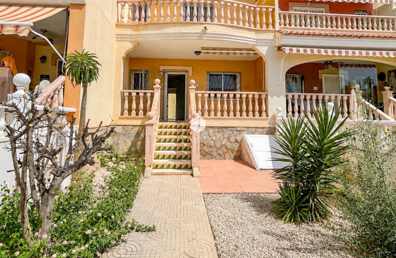Segunda mano - Chalet -
Ciudad Quesada - Costa Blanca