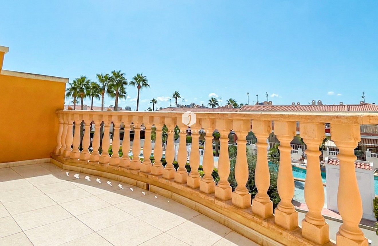 Segunda mano - Chalet -
Ciudad Quesada - Costa Blanca